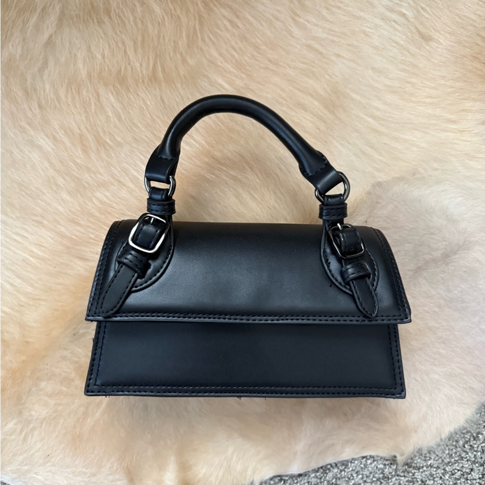 Elegant Black Handbag